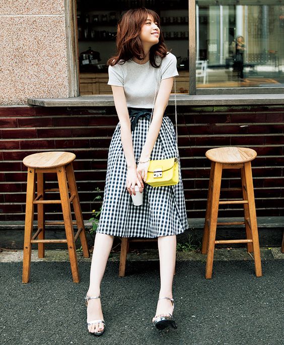 春夏　流行　穿搭